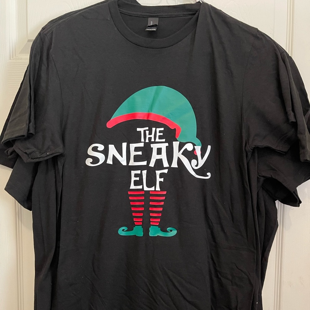 🔥 holiday T-shirt